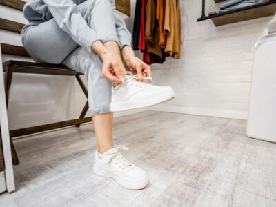 Elegante weiße Damen Sneaker Stylische Outfit Allrounder