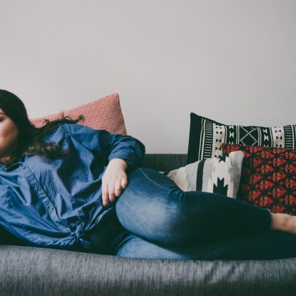 Welche Jeans für mollige Frauen Tipps für große Größen