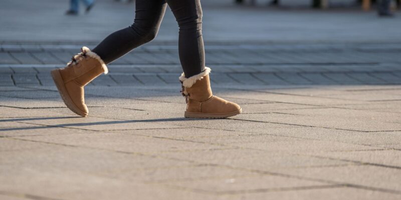 Wie fallen UGG Boots aus Die richtige Größe und Passform von Uggs