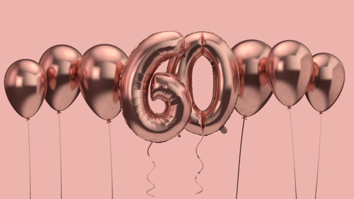 Freche lustige Sprüche zum 60. Geburtstag Frau Charme, Witz und ein Hauch von Rebellion