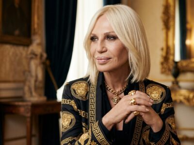 Wie alt ist Donatella Versace Die ewige Muse der Mode feiert 70