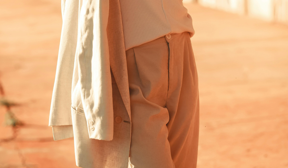 Welches Oberteil zur beigen Hose